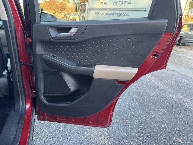 2020 Ford Escape SEL