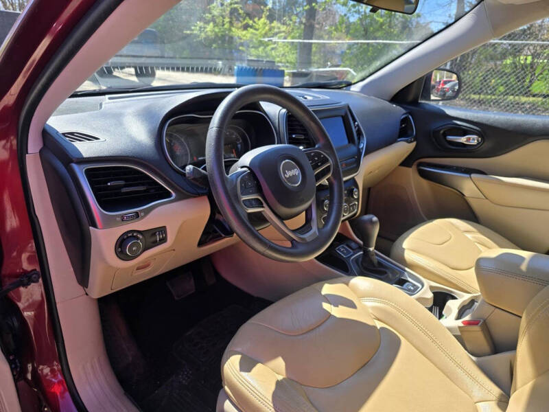 2019 Jeep Cherokee Latitude