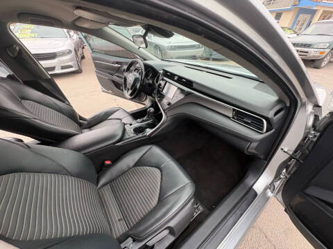 2019 Toyota Camry Hybrid