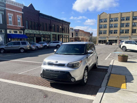 2016 Kia Soul +