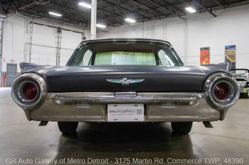 1961 Ford Thunderbird