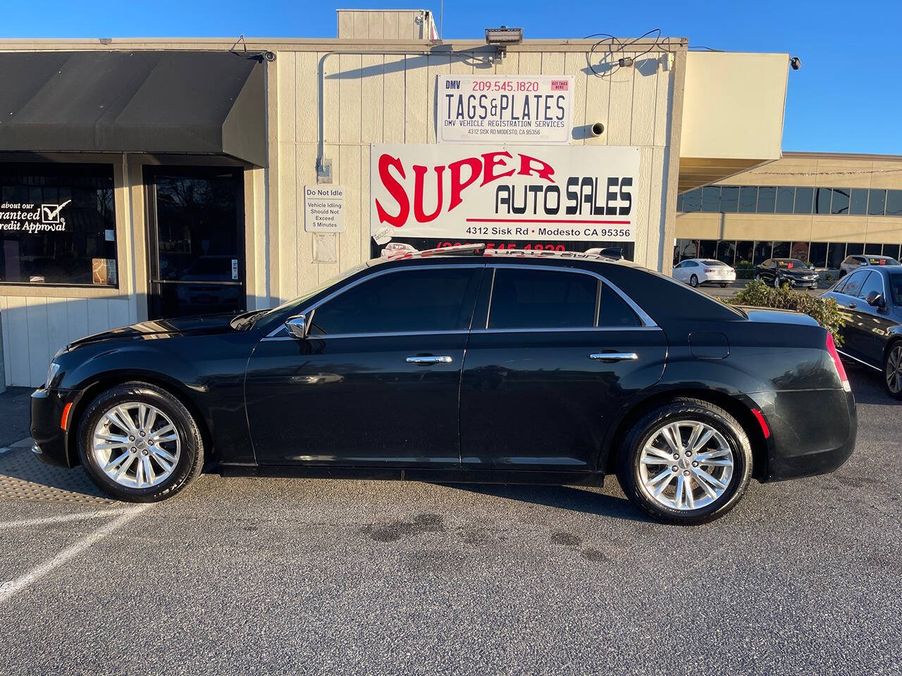 2016 Chrysler 300 for sale at Super Auto Sales Modesto in Modesto, CA