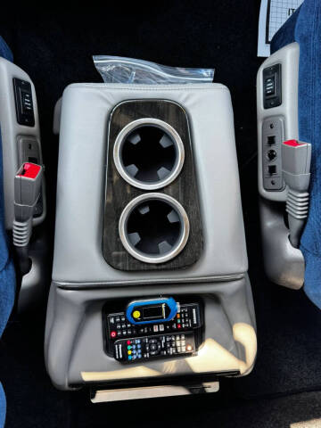 2025 Chevrolet Express 2500