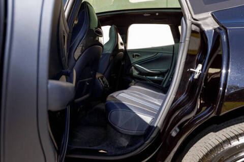 2025 Aston Martin DBX 707