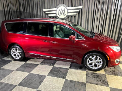 2017 Chrysler Pacifica Touring-L Plus