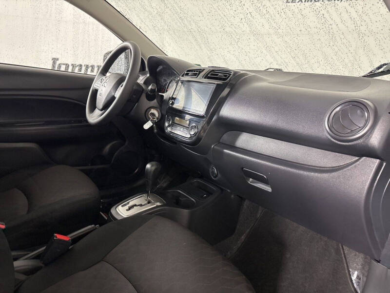 2024 Mitsubishi Mirage ES