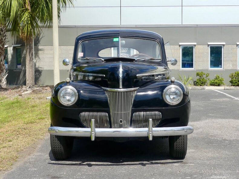 1941 Ford Deluxe