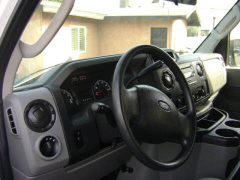 2014 Ford E-Series E-350 SD XL