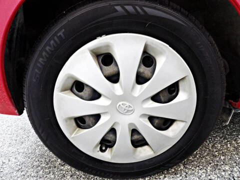 2014 Toyota Prius c Two