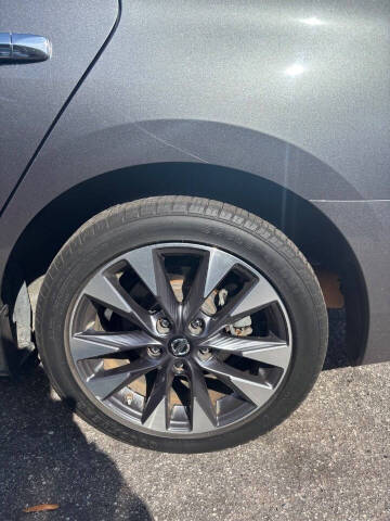 2016 Nissan Sentra SR