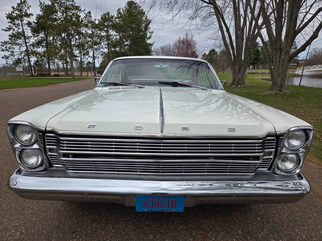 1966 Ford Galaxie 500 21