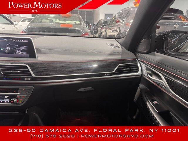 2020 BMW 7 Series 740i