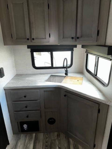 2024 Starcraft RV Super Lite