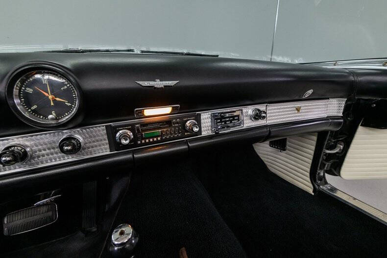 1956 Ford Thunderbird