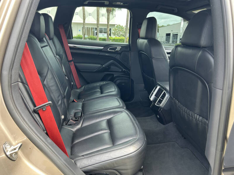 2016 Porsche Cayenne