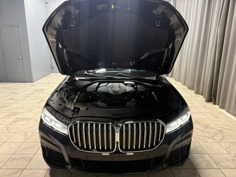 2022 BMW 7 Series 750i xDrive