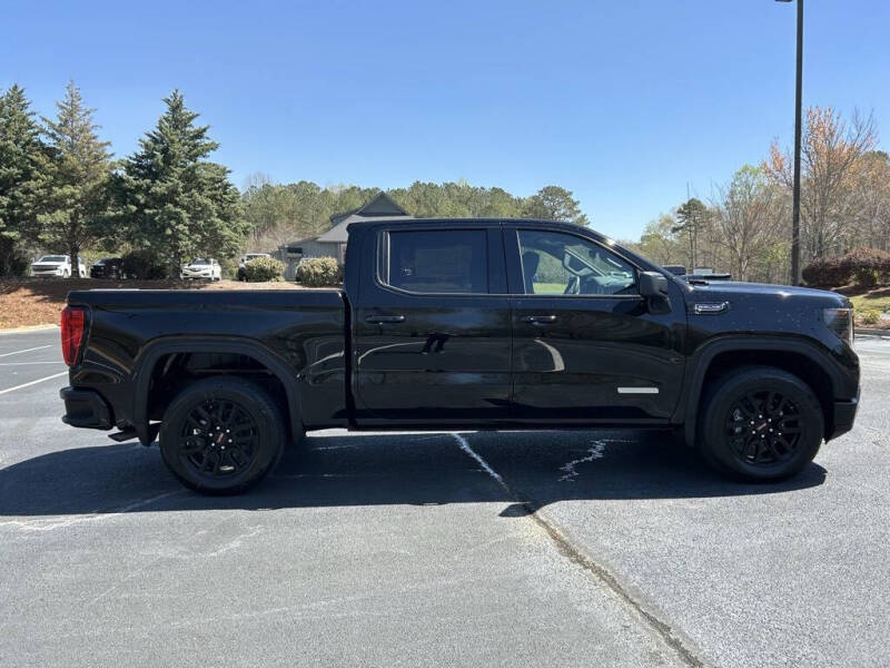 2025 GMC Sierra 1500 Elevation
