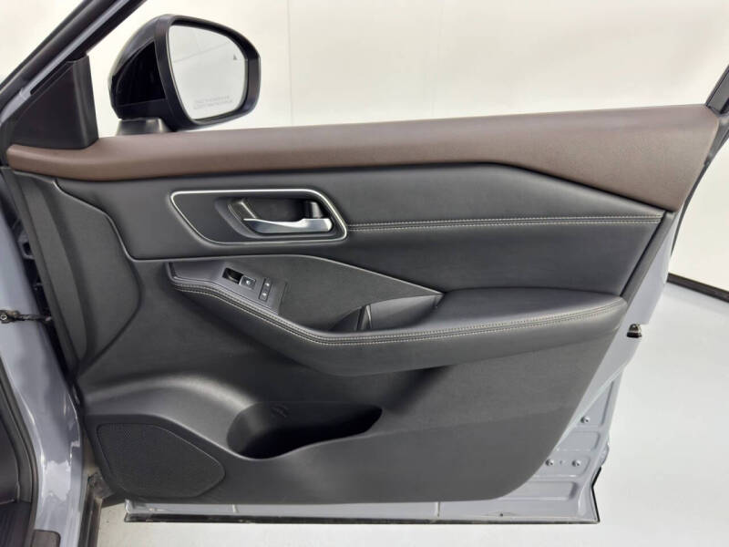 2022 Nissan Rogue Platinum