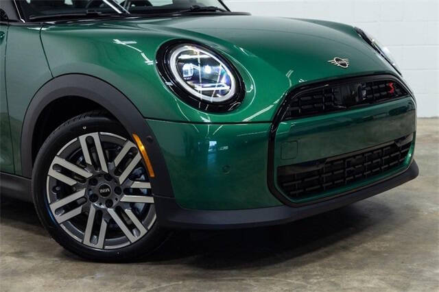 2025 MINI Hardtop 2 Door Cooper S Signature Trim