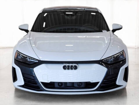 2022 Audi e-tron GT quattro Premium Plus