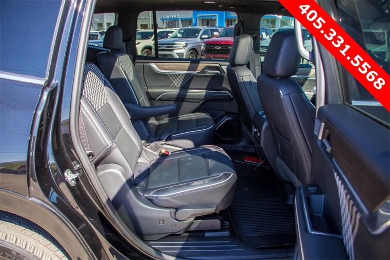 2024 GMC Acadia Denali