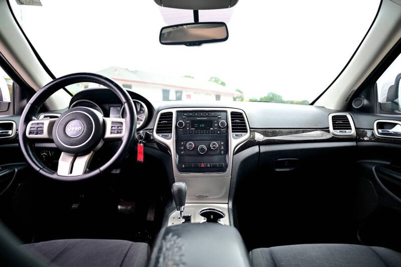 2012 Jeep Grand Cherokee Laredo