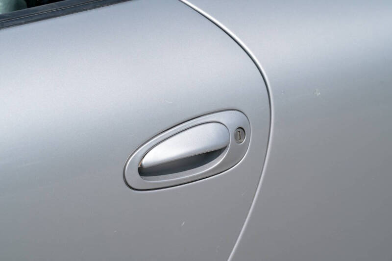 2001 Porsche 911 Carrera