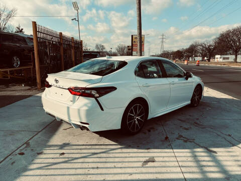 2021 Toyota Camry SE Nightshade