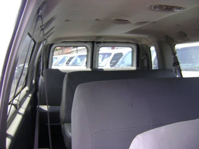 2006 Ford E-Series E-350 SD XL