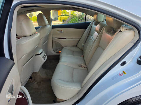 2011 Lexus ES 350