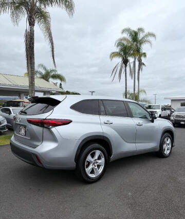 2023 Toyota Highlander LE