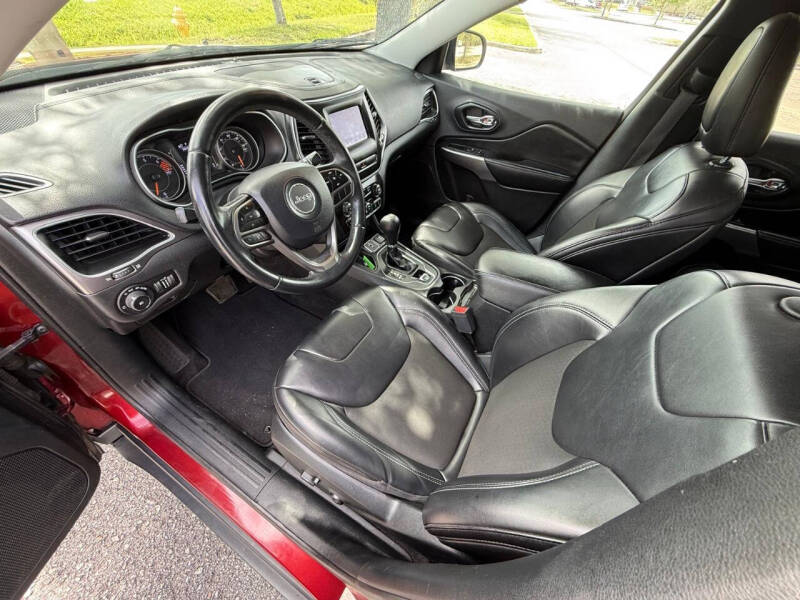 2019 Jeep Cherokee Latitude Plus