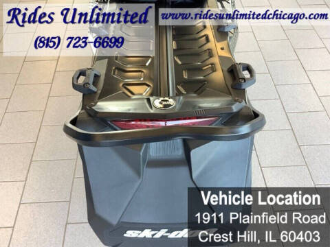 2022 Ski-Doo Renegade X