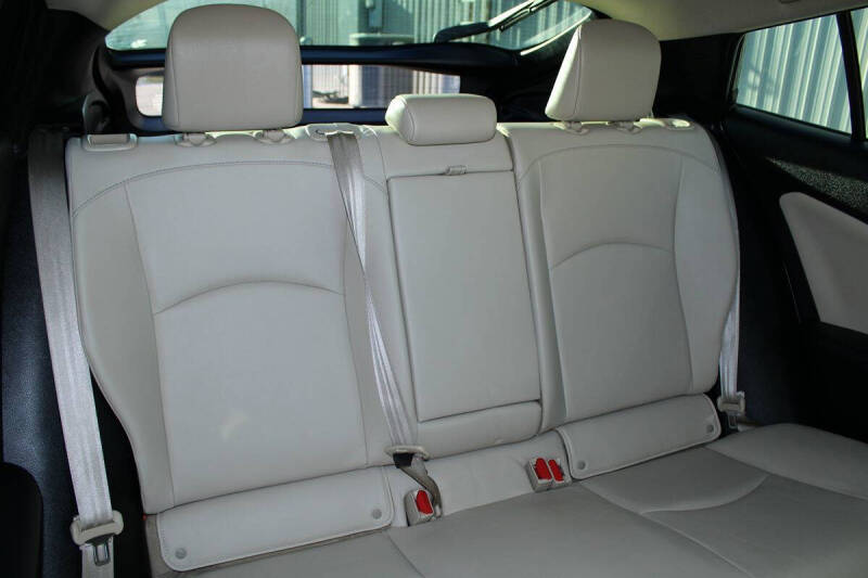 2019 Toyota Prius XLE AWD-e