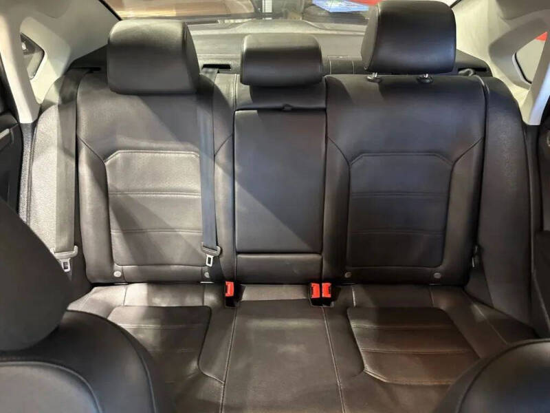 2018 Volkswagen Passat