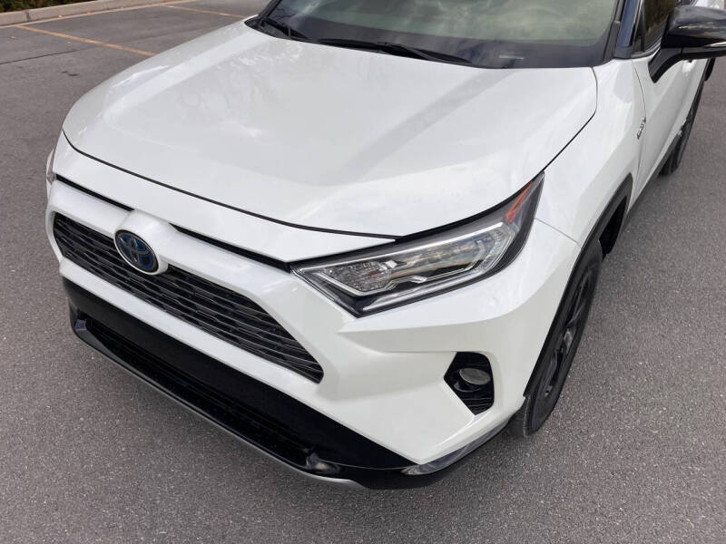 2019 Toyota RAV4 XSE photo 9