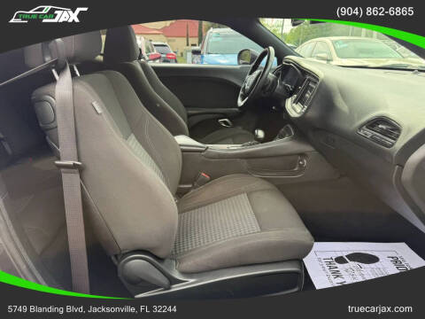 2019 Dodge Challenger SXT