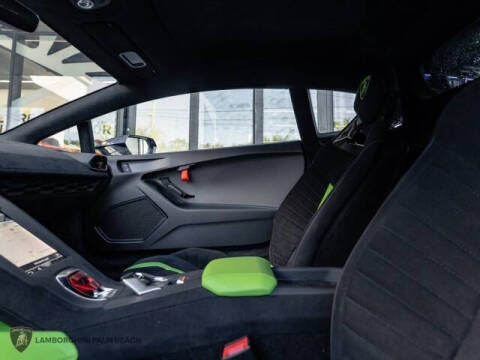 2024 Lamborghini Huracan STO