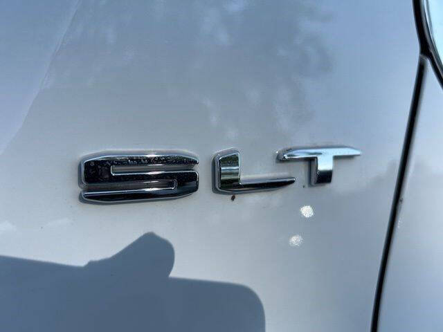2022 GMC Acadia SLT