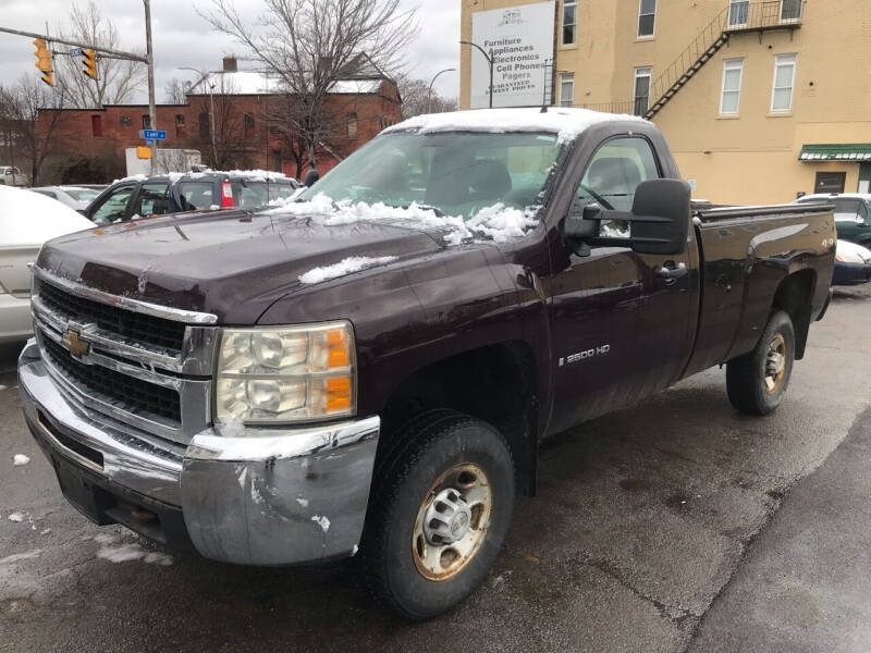 2009 Chevrolet Silverado 2500HD for sale at Lyell & Dewey Auto Inc in Rochester NY