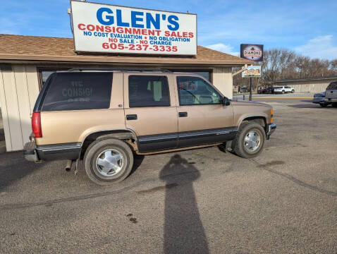 1999 Chevrolet Tahoe for sale at Glen's Auto Sales in Watertown SD