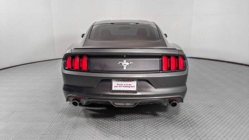 2015 Ford Mustang V6