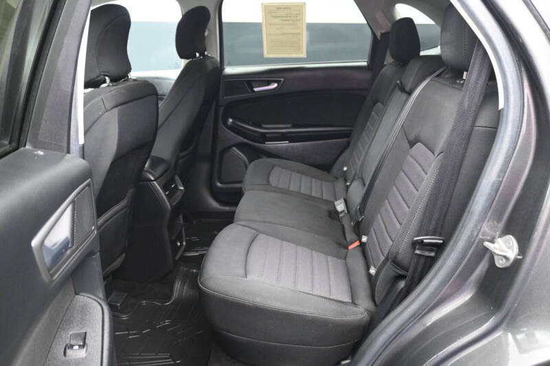 2016 Ford Edge SE