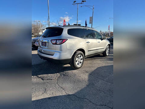 2017 Chevrolet Traverse LS