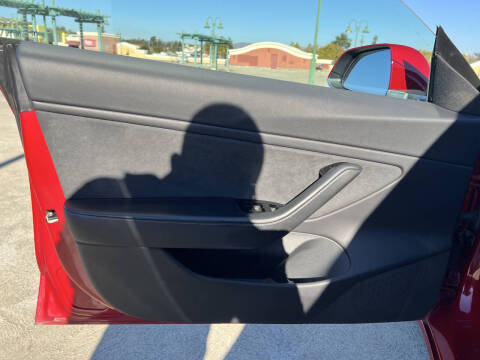 2018 Tesla Model 3 Mid Range