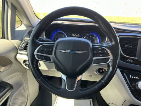 2019 Chrysler Pacifica Touring L