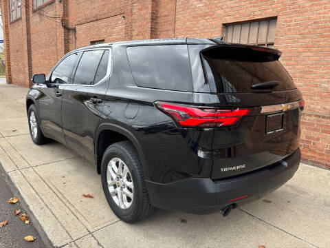 2022 Chevrolet Traverse LS