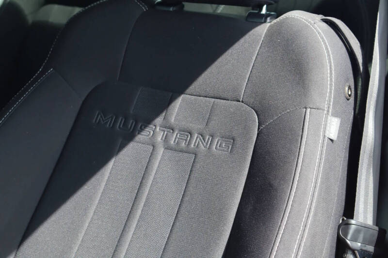 2021 Ford Mustang
