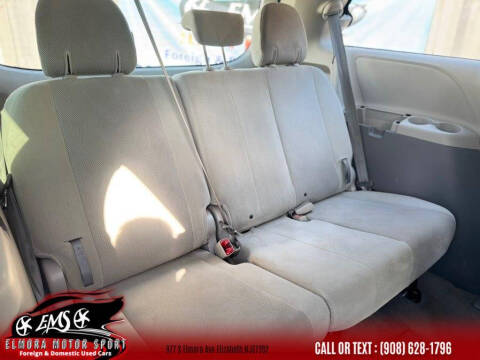 2012 Toyota Sienna Base 7-Passenger
