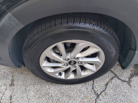 2017 Hyundai Tucson SE